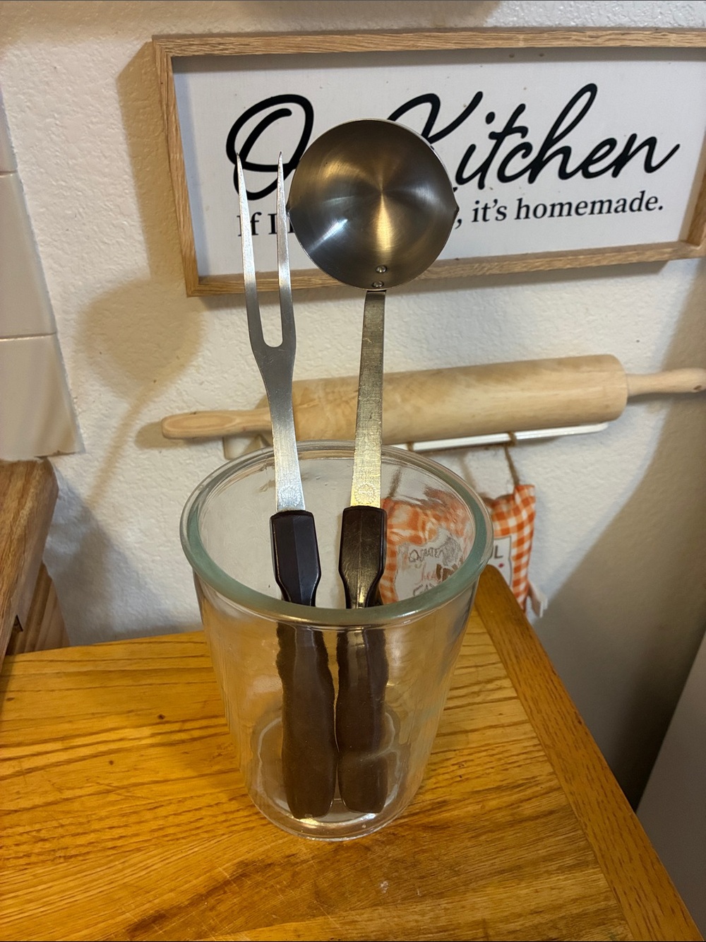 VTG Carico Brown Handle Stainless Steel Carving Fork and Ladle Set